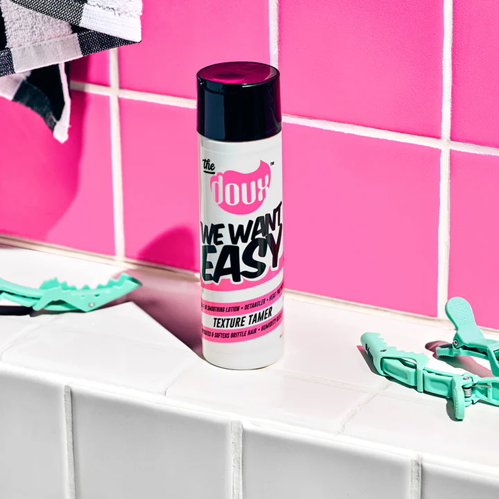 The Doux We Want Easy Texture Tamer 236ml - Espuma fijadora - Curly Nest Spain