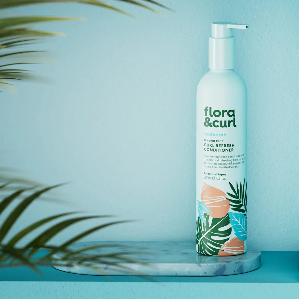 Flora &amp; Curl The Complete Soothing Set - Set de cuidado capilar - Curly Nest Spain