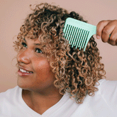 Bounce Curl Volume Enhancing Comb - Cámara voluminizadora - Curly Nest Spain